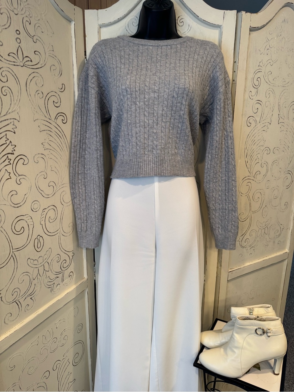 Fashion Nova Light Gray Cable-Knit Cropped Crew Sweater